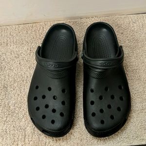 Crocs black
